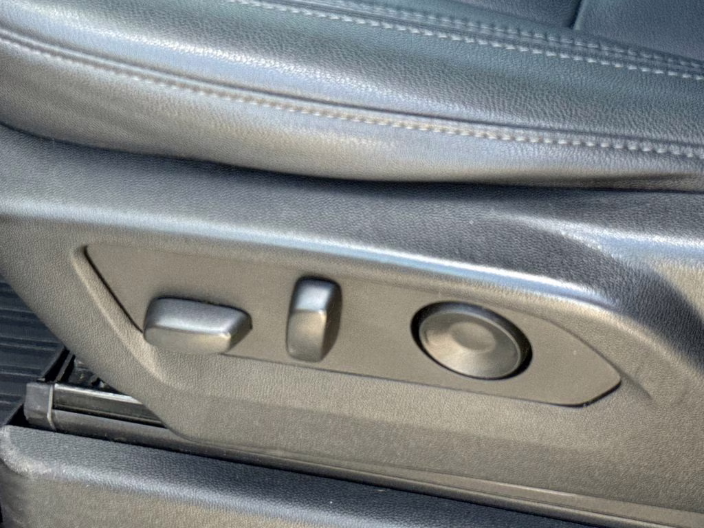 2021 Satin Steel Metallic Chevrolet Suburban LT RWD SUV