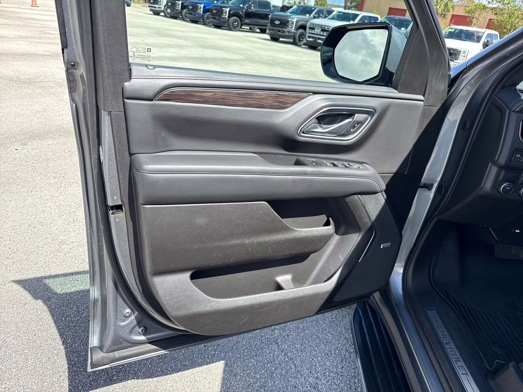 2021 Satin Steel Metallic Chevrolet Suburban LT RWD SUV