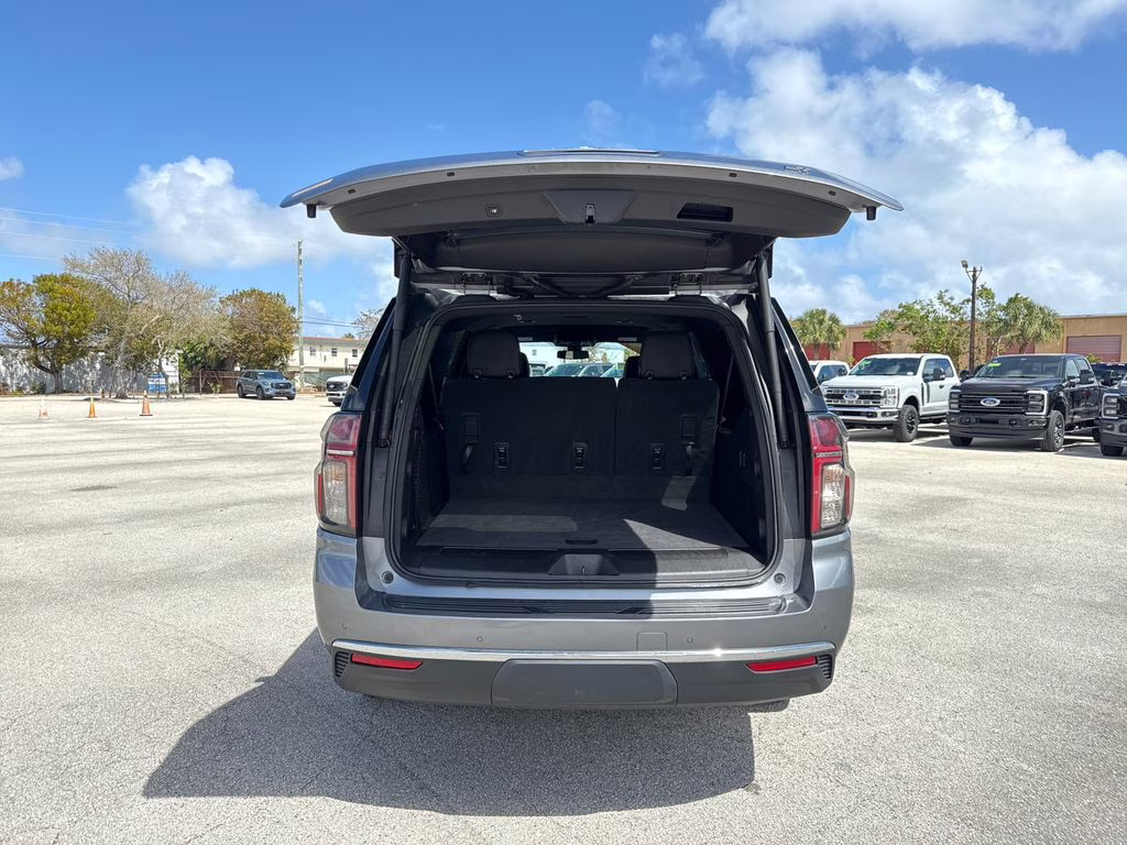 2021 Satin Steel Metallic Chevrolet Suburban LT RWD SUV