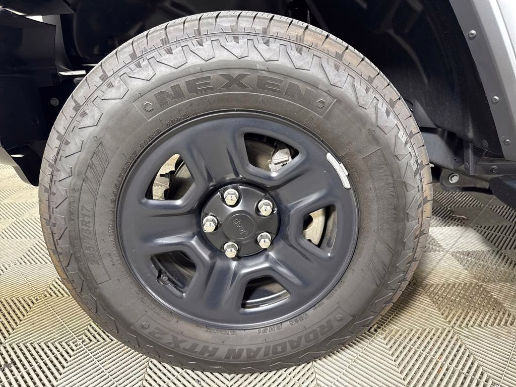 2025 Granite Crystal Metallic Clearcoat Jeep Wrangler Sport 4X4 SUV