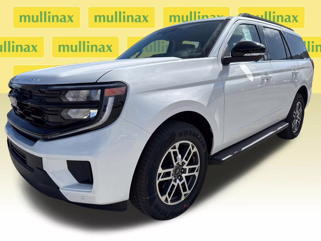 2026 Star White Metallic Tri-Coat Ford Expedition Active RWD SUV