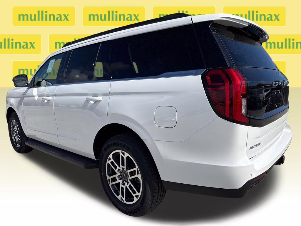 2026 Star White Metallic Tri-Coat Ford Expedition Active RWD SUV