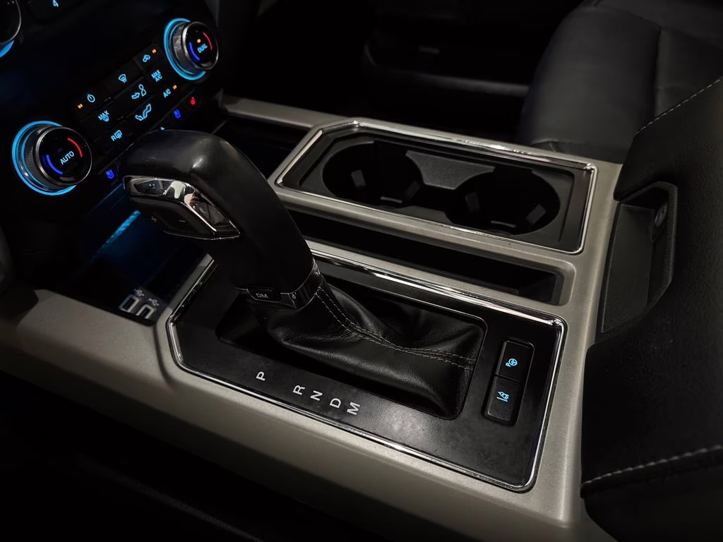 2020 Velocity Blue Metallic Ford F-150 Lariat RWD Truck