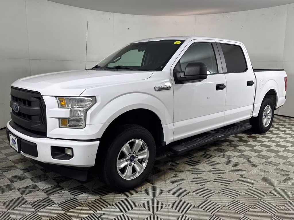 2017 Oxford White Ford F-150 XL RWD Truck