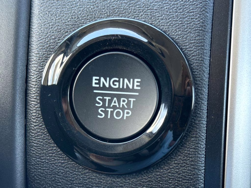 2026 Star White Metallic Tri-Coat Ford Expedition Active RWD SUV