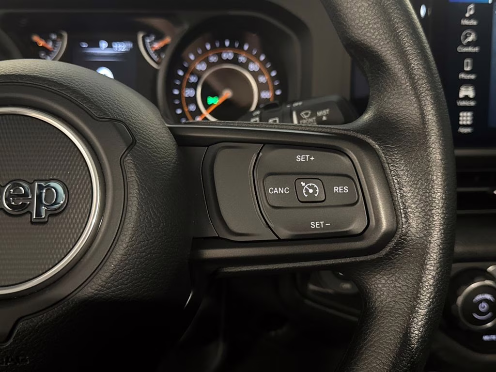 2025 Granite Crystal Metallic Clearcoat Jeep Wrangler Sport 4X4 SUV