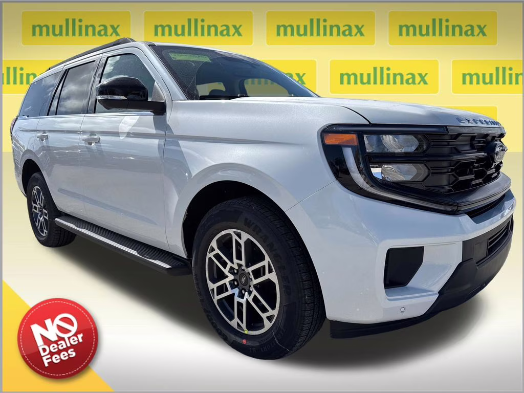 2026 Star White Metallic Tri-Coat Ford Expedition Active RWD SUV