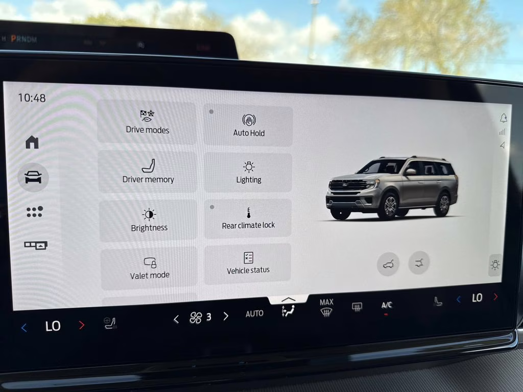 2026 Star White Metallic Tri-Coat Ford Expedition Active RWD SUV