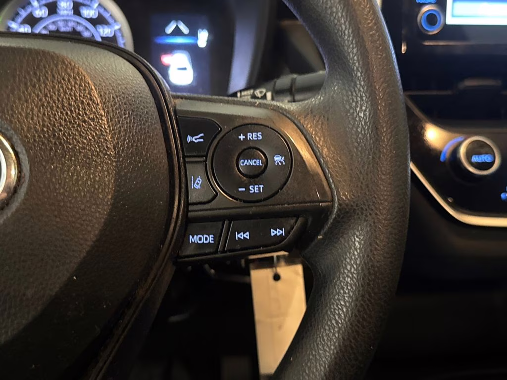 2020 Barcelona Red Metallic Toyota Corolla LE FWD Sedan