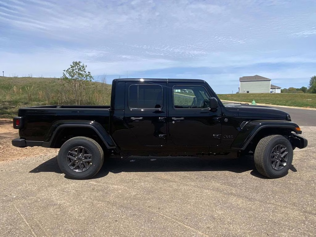 2026 Black Clearcoat Jeep Gladiator Sport S 4X4 Truck