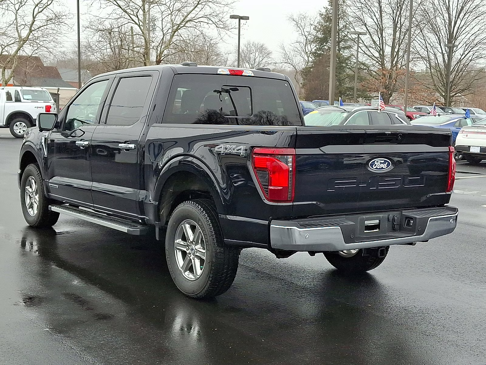 2025 Agate Black Metallic - UM Ford F-150 XLT 4X4