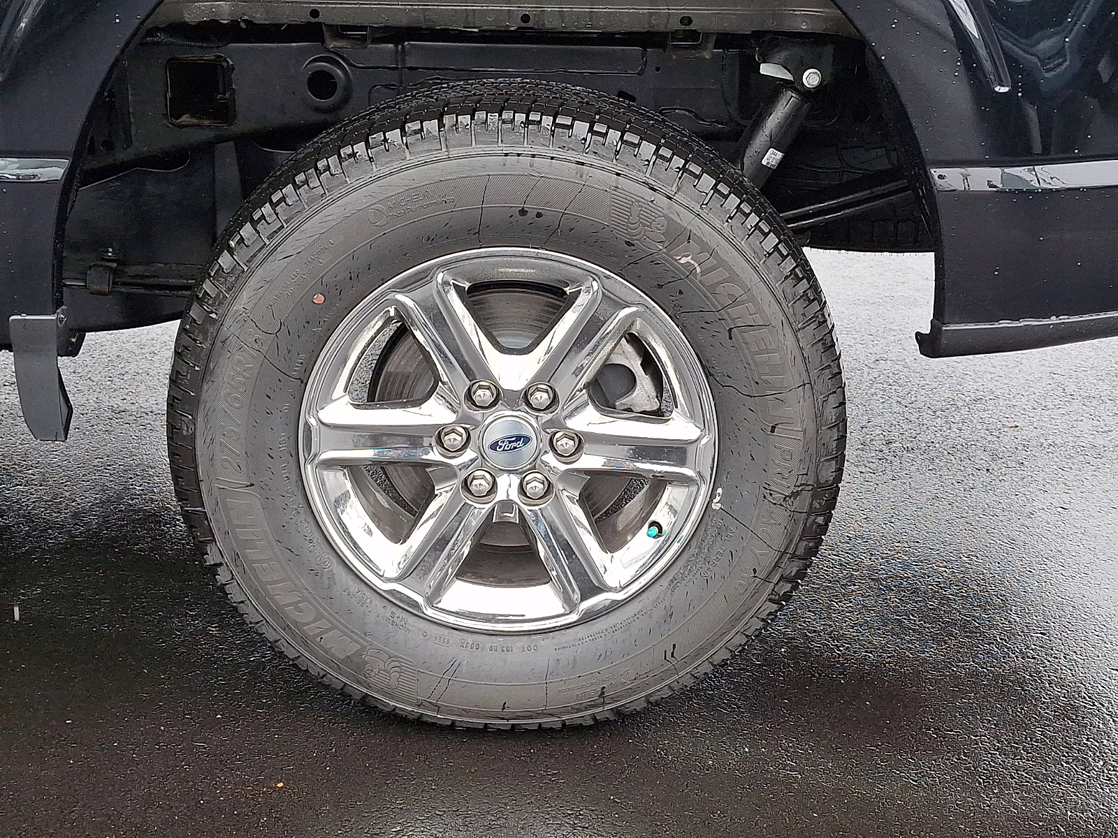 2025 Agate Black Metallic - UM Ford F-150 XLT 4X4