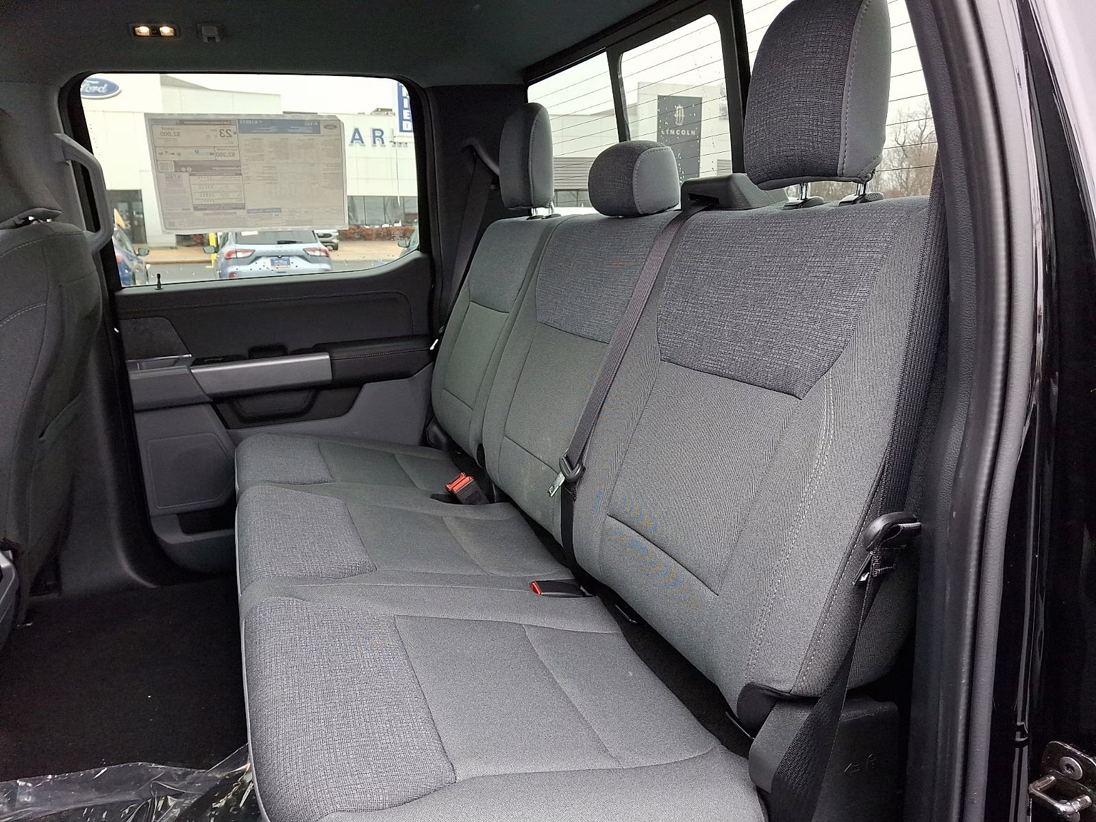 2025 Agate Black Metallic - UM Ford F-150 XLT 4X4