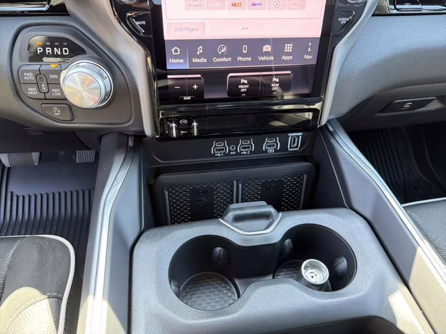 2026 Diamond Black Crystal Pearlcoat Ram 1500 Laramie 4X4 Truck