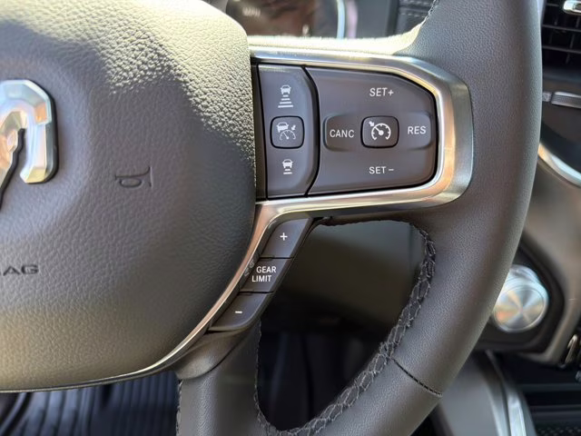 2026 Diamond Black Crystal Pearlcoat Ram 1500 Laramie 4X4 Truck