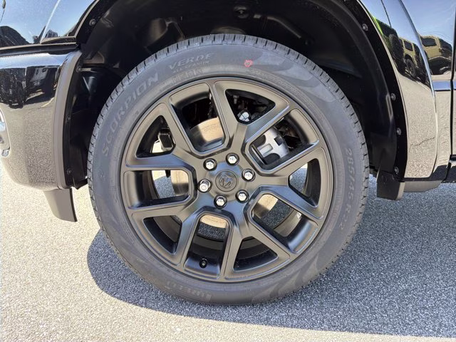 2026 Diamond Black Crystal Pearlcoat Ram 1500 Laramie 4X4 Truck