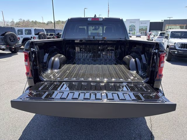 2026 Diamond Black Crystal Pearlcoat Ram 1500 Laramie 4X4 Truck