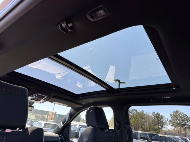 2026 Diamond Black Crystal Pearlcoat Ram 1500 Laramie 4X4 Truck