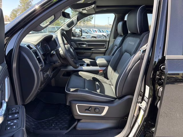 2026 Diamond Black Crystal Pearlcoat Ram 1500 Laramie 4X4 Truck