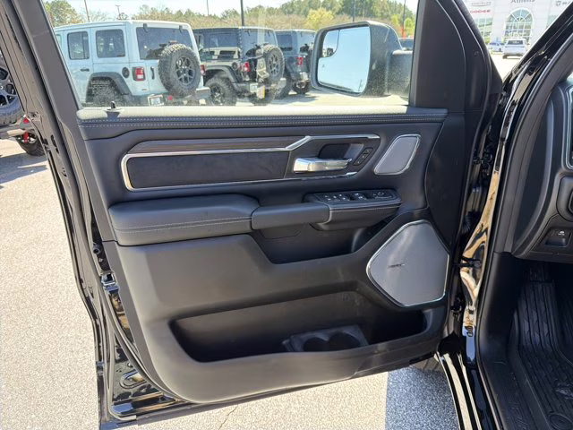 2026 Diamond Black Crystal Pearlcoat Ram 1500 Laramie 4X4 Truck