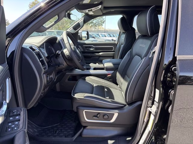 2026 Diamond Black Crystal Pearlcoat Ram 1500 Laramie 4X4 Truck