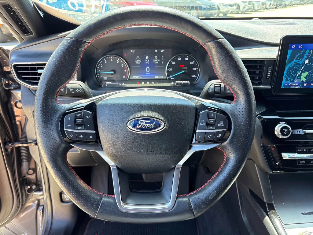 2022 Gray Metallic Ford Explorer ST-Line 4X4 SUV