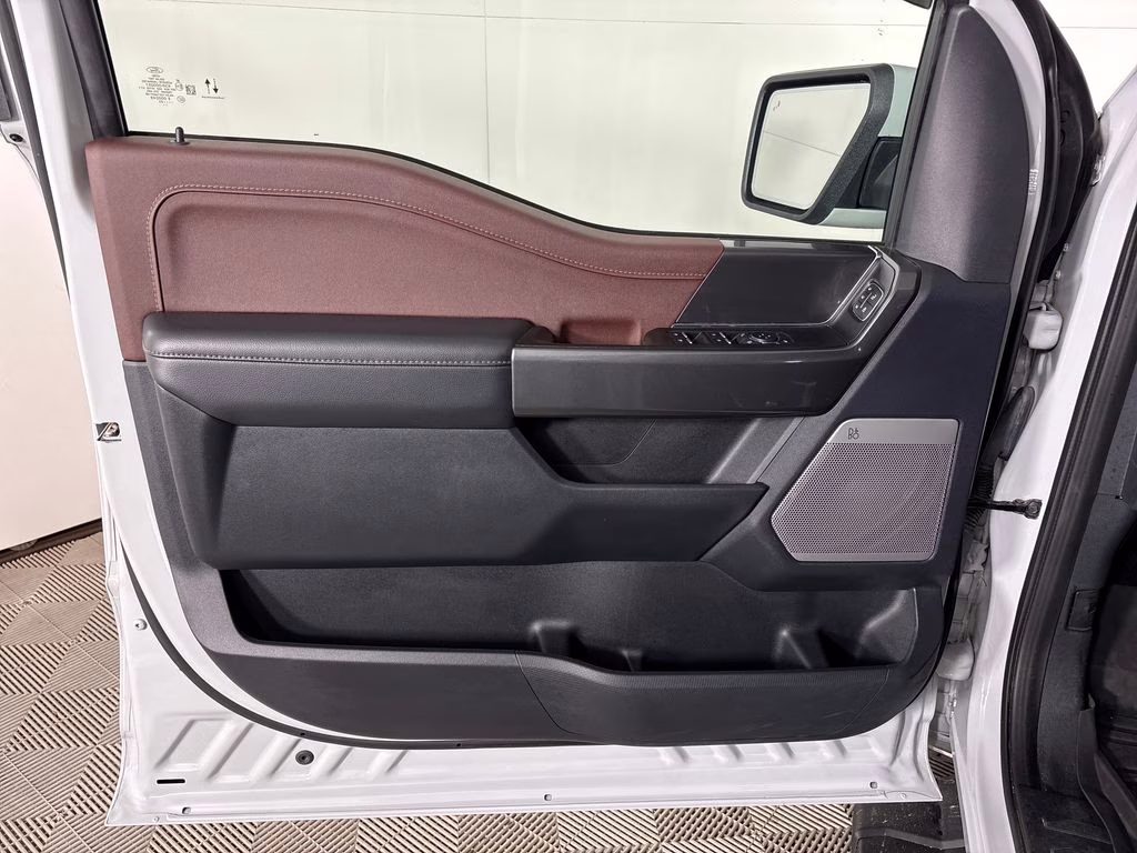 2023 Avalanche Ford F-150 Lariat 4X4 Truck