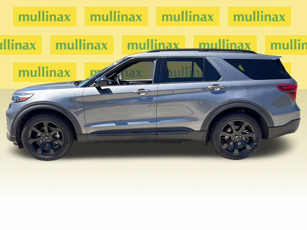 2022 Gray Metallic Ford Explorer ST-Line 4X4 SUV