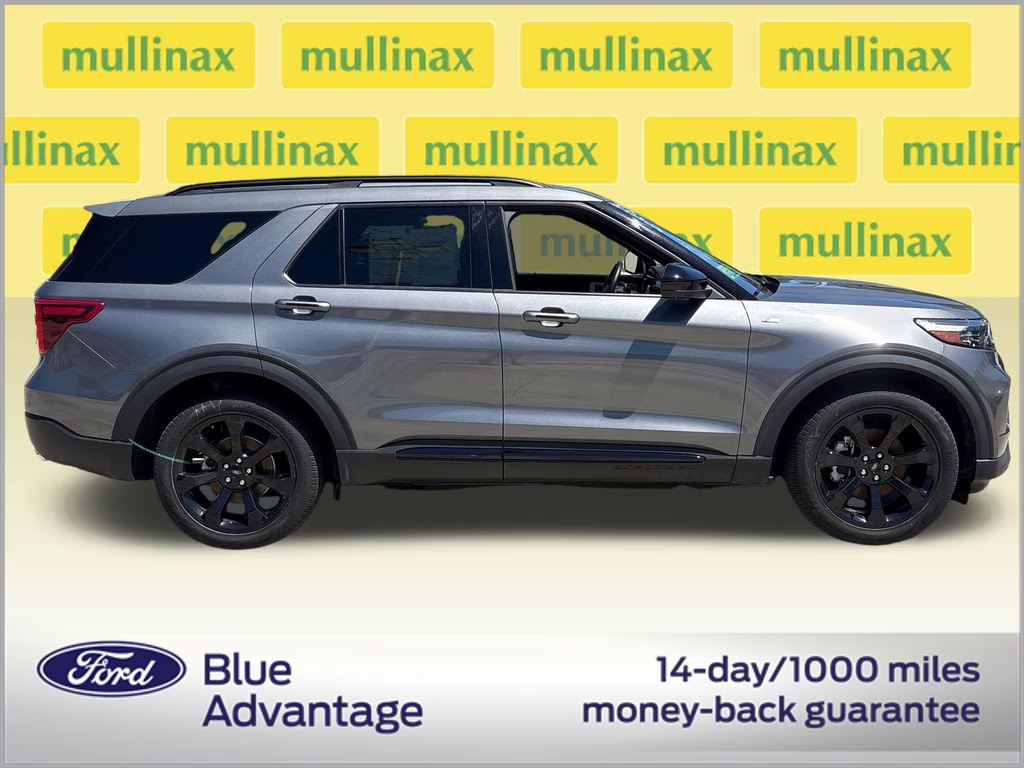 2022 Gray Metallic Ford Explorer ST-Line 4X4 SUV