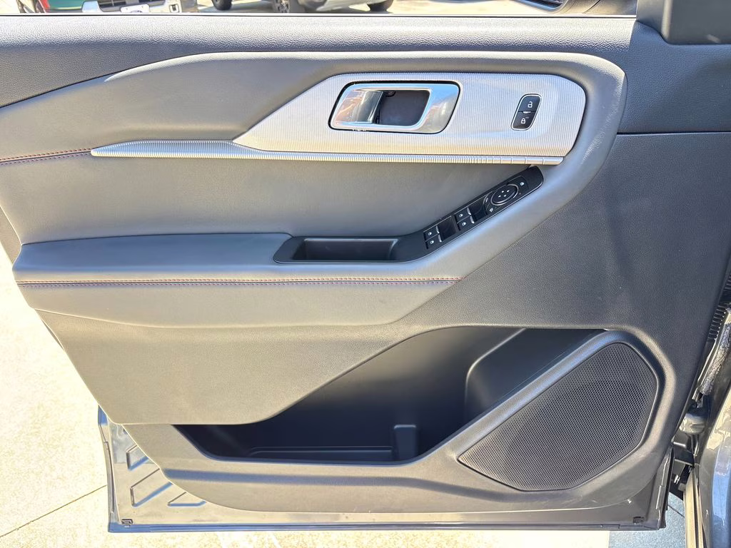 2025 Carbonized Gray Metallic Ford Explorer Active 4X4 SUV