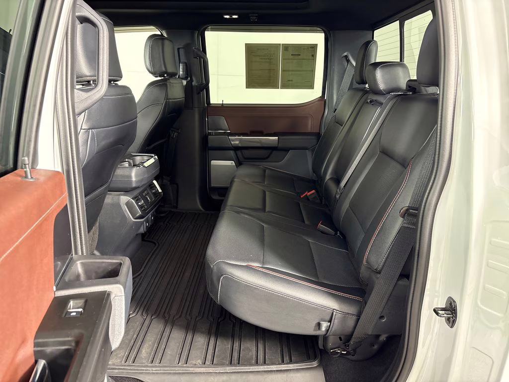 2023 Avalanche Ford F-150 Lariat 4X4 Truck