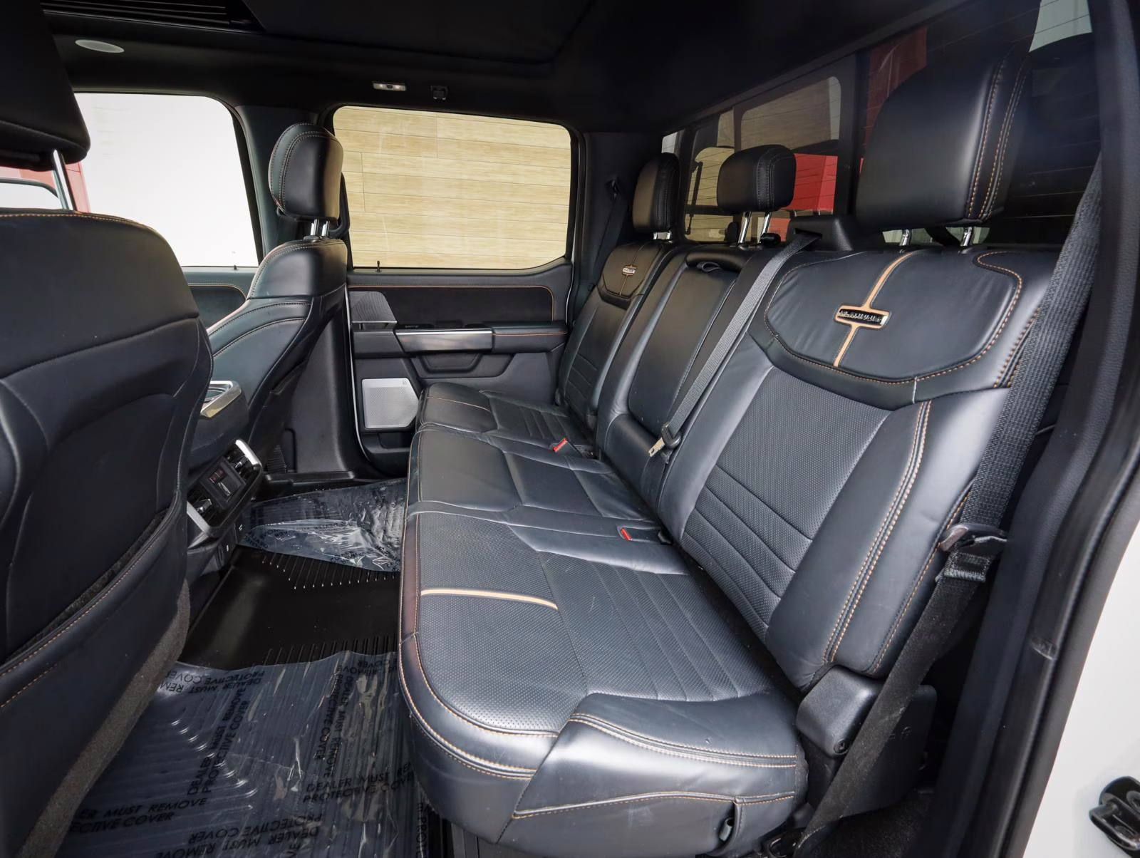 2021 Star White Metallic Tri-Coat Ford F-150 Platinum 4X4 Truck