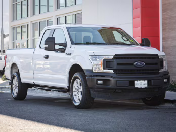 2019 Oxford White Ford F-150 XL 4X4 Truck