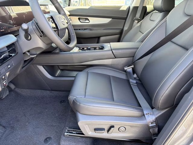 2026 Gun Metallic Nissan Murano SL AWD SUV