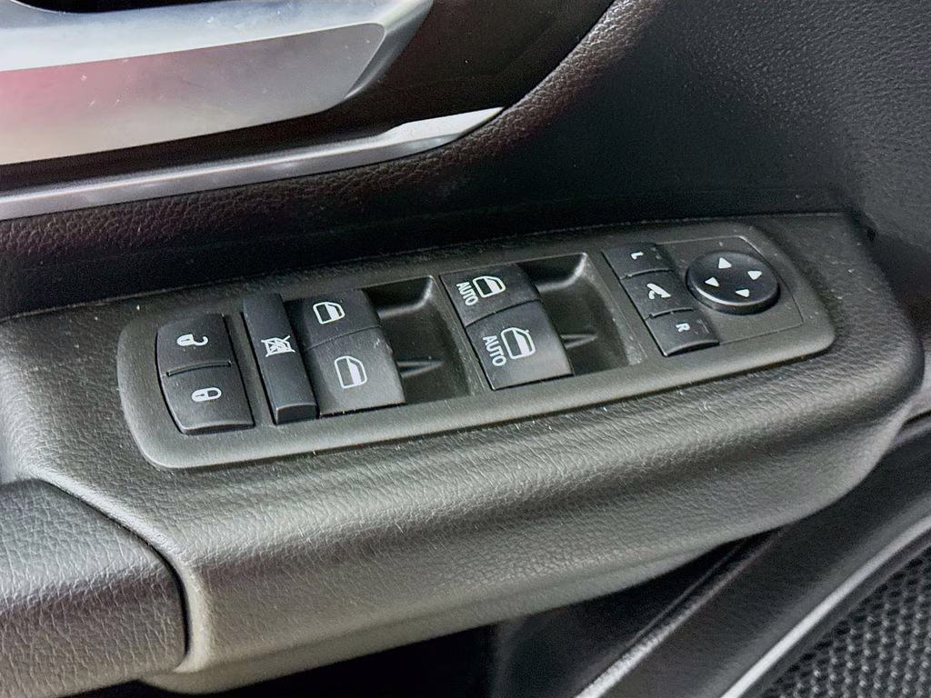 2021 Billet Silver Metallic Clearcoat Ram 1500 Big Horn/Lone Star 4X4 Truck