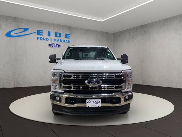 2026 Oxford White Ford Super Duty F-250 SRW XLT 4X4 Truck