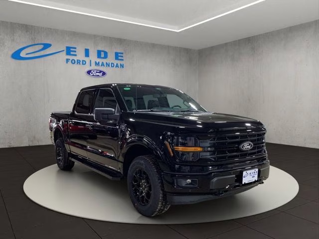 2026 Agate Black Metallic Ford F-150 XLT Black Appearance 4X4 Truck