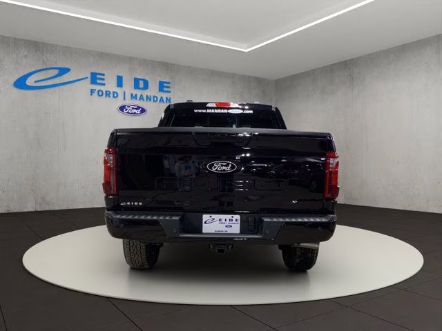 2026 Agate Black Metallic Ford F-150 XLT Black Appearance 4X4 Truck