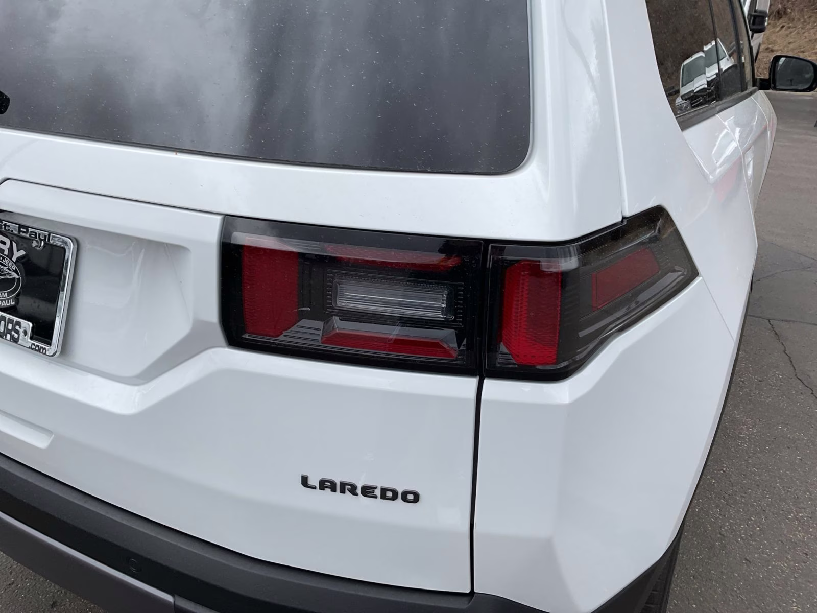 2026 Bright White Clearcoat Jeep Cherokee Laredo 4X4 SUV