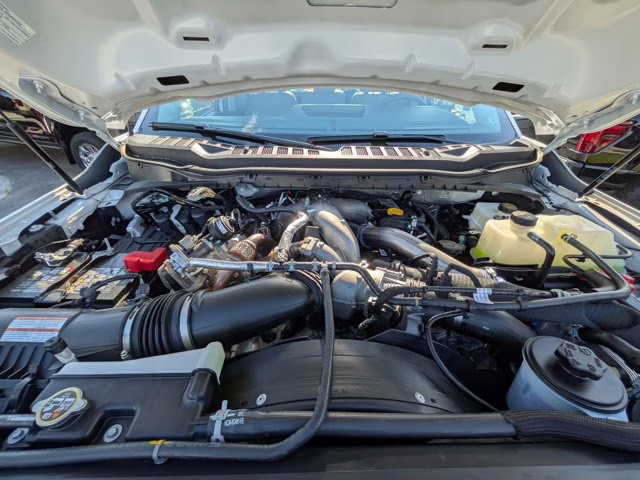 2026 Oxford White Ford Super Duty F-350 DRW XL 4X4 Truck