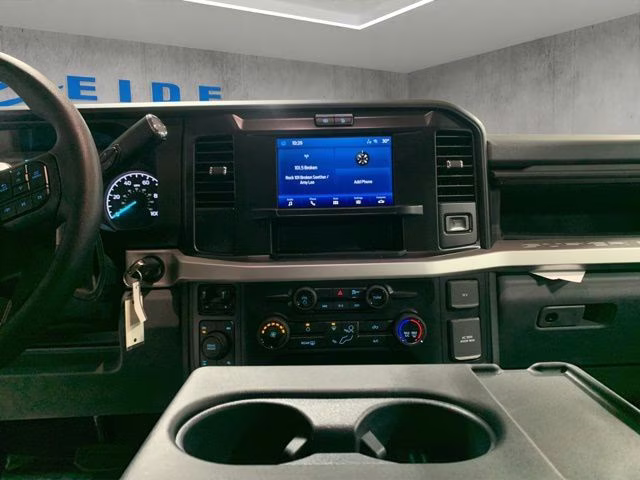 2026 Oxford White Ford Super Duty F-250 SRW XLT 4X4 Truck