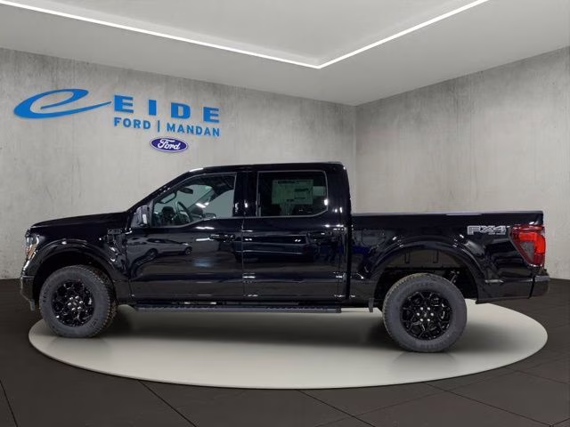 2026 Agate Black Metallic Ford F-150 XLT Black Appearance 4X4 Truck