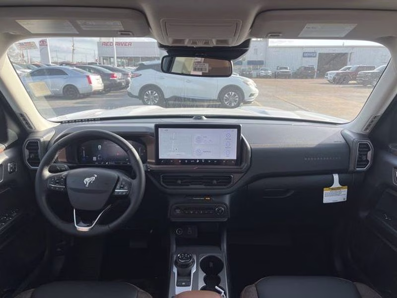 2026 Oxford White Ford Bronco Sport Outer Banks 4X4 SUV