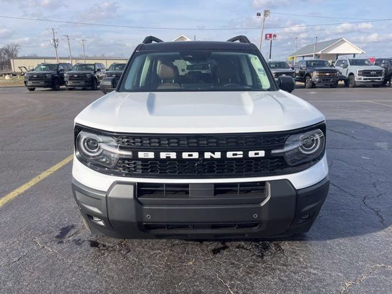2026 Oxford White Ford Bronco Sport Outer Banks 4X4 SUV