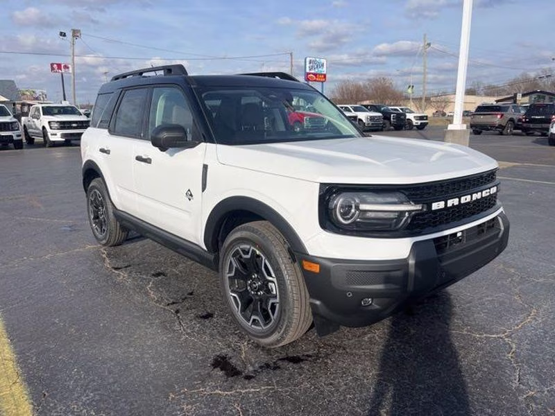 2026 Oxford White Ford Bronco Sport Outer Banks 4X4 SUV