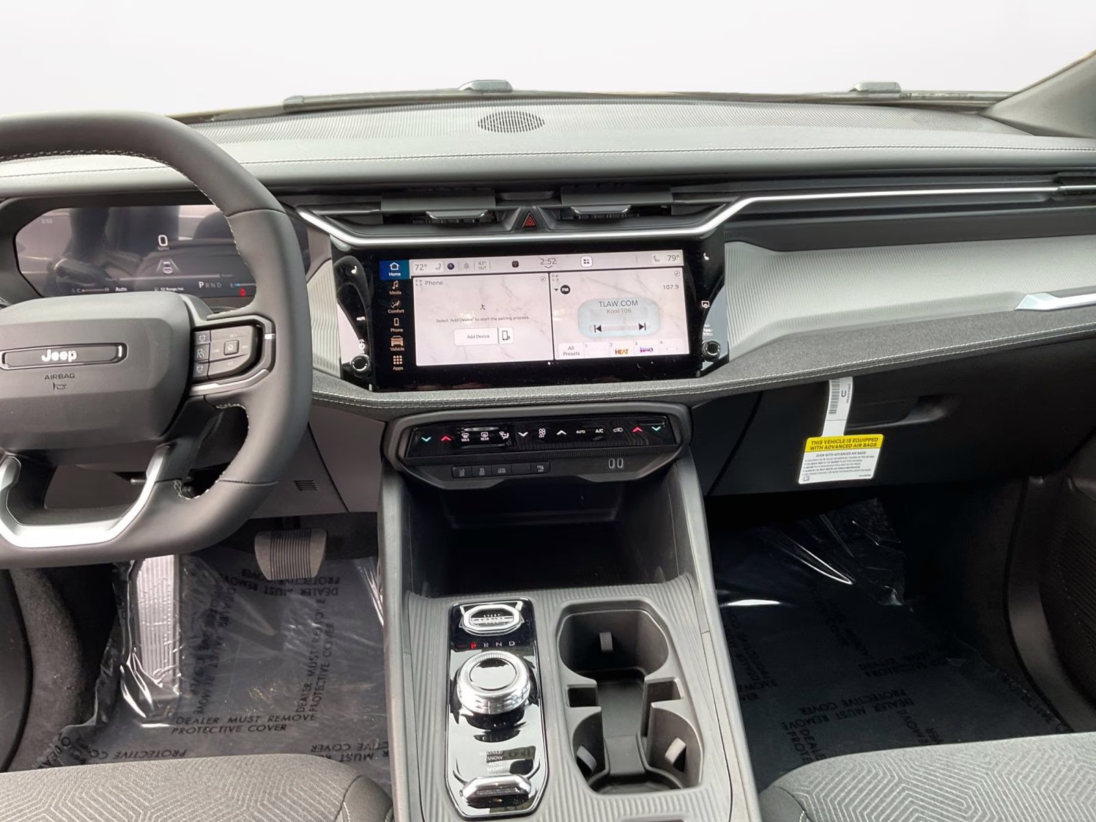 2026 Diamond Black Crystal Pearlcoat Jeep Cherokee Laredo 4X4 SUV