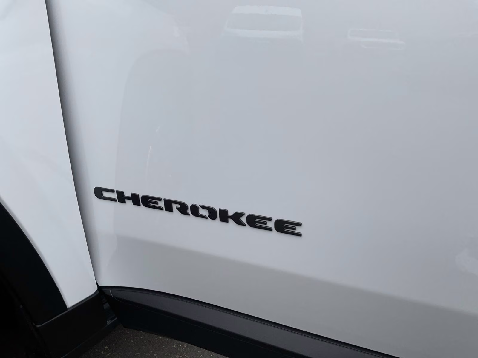2026 Bright White Clearcoat Jeep Cherokee Laredo 4X4 SUV