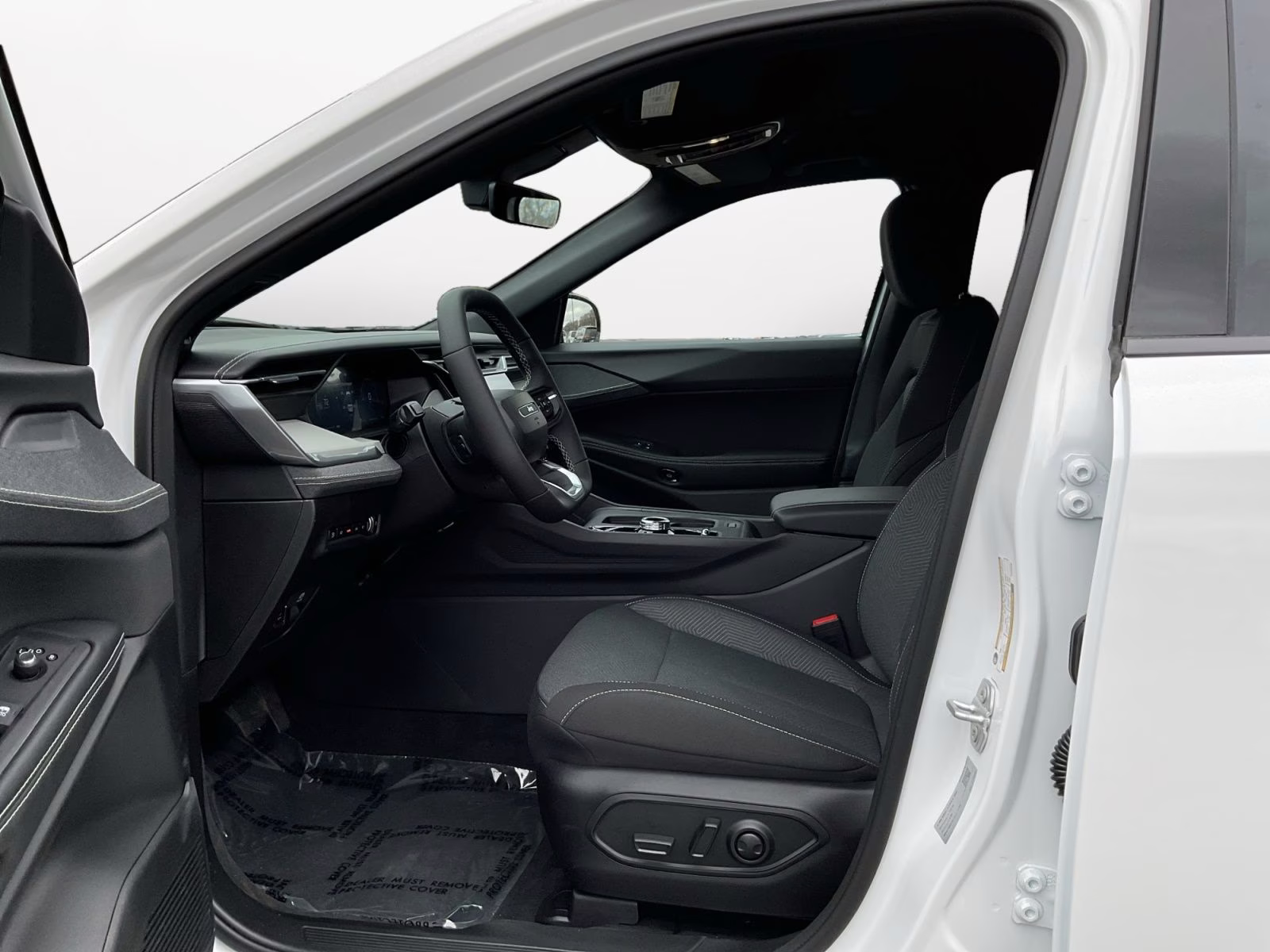 2026 Bright White Clearcoat Jeep Cherokee Laredo 4X4 SUV