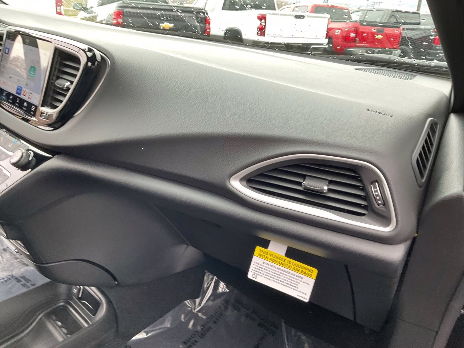 2026 Diamond Black Crystal Pearlcoat Chrysler Voyager LX FWD Van