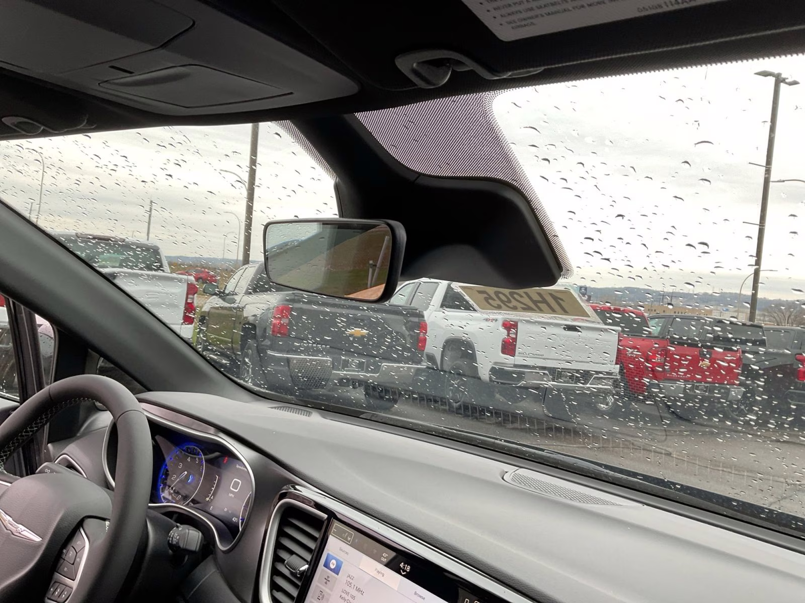 2026 Diamond Black Crystal Pearlcoat Chrysler Voyager LX FWD Van